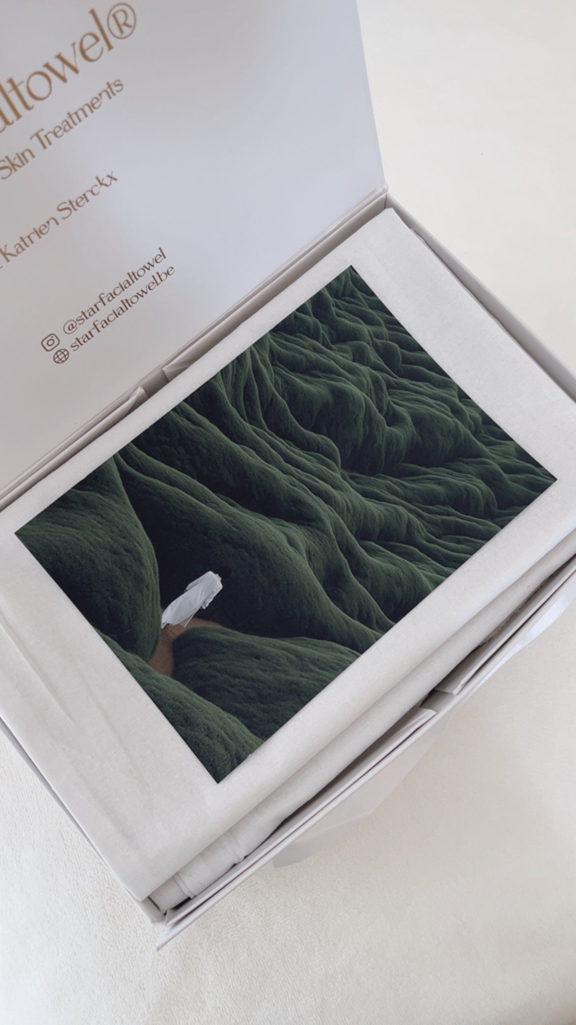 Starfacialtowel Box (10 stuks) NU MET GRATIS CARE BAG